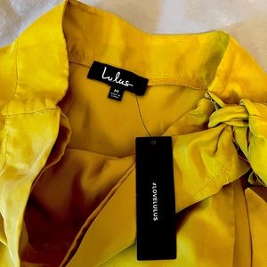 Brand new Lulus skirt with tags